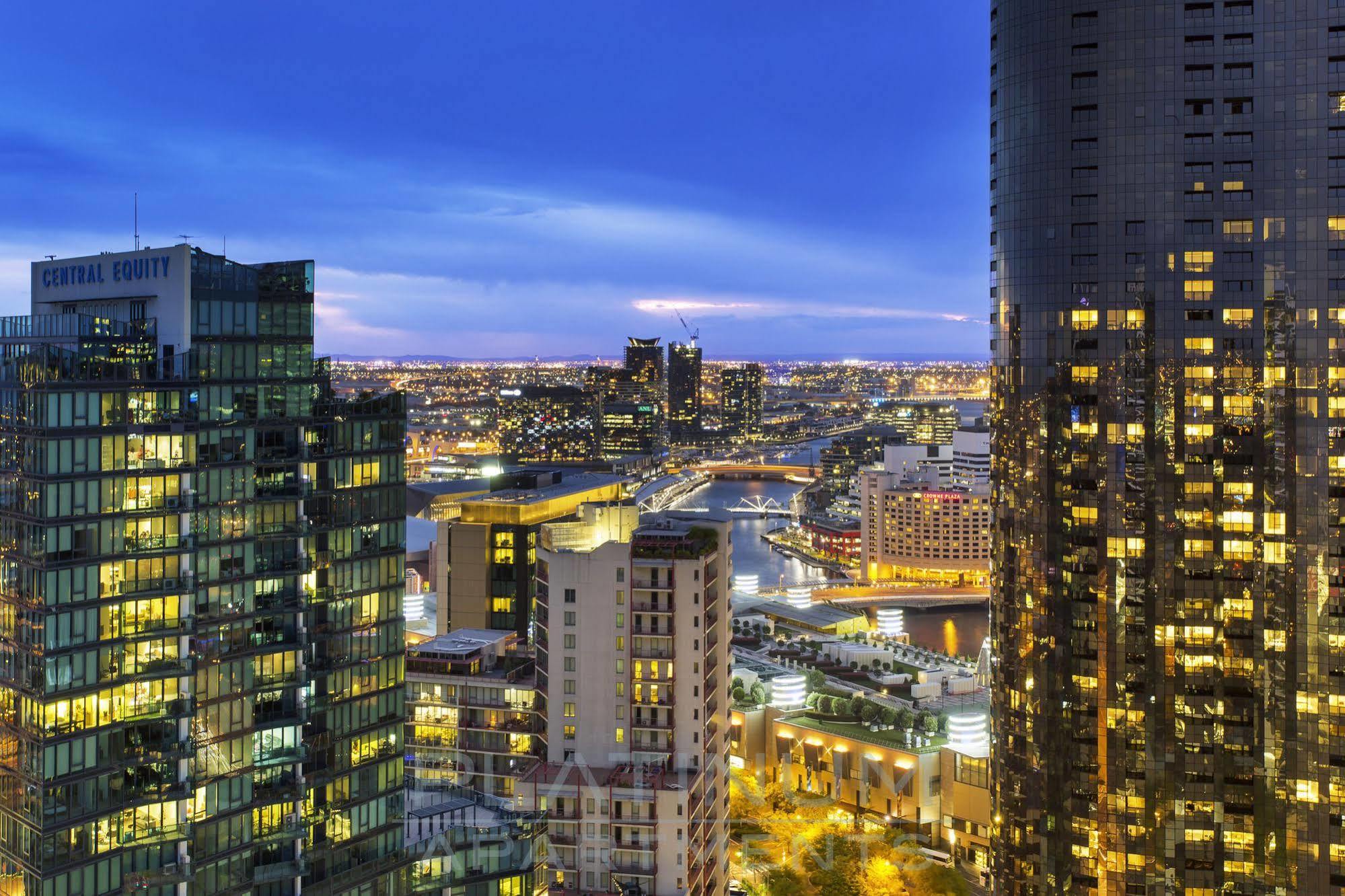 Platinum Apartments On Southbank Melbourne Exterior photo